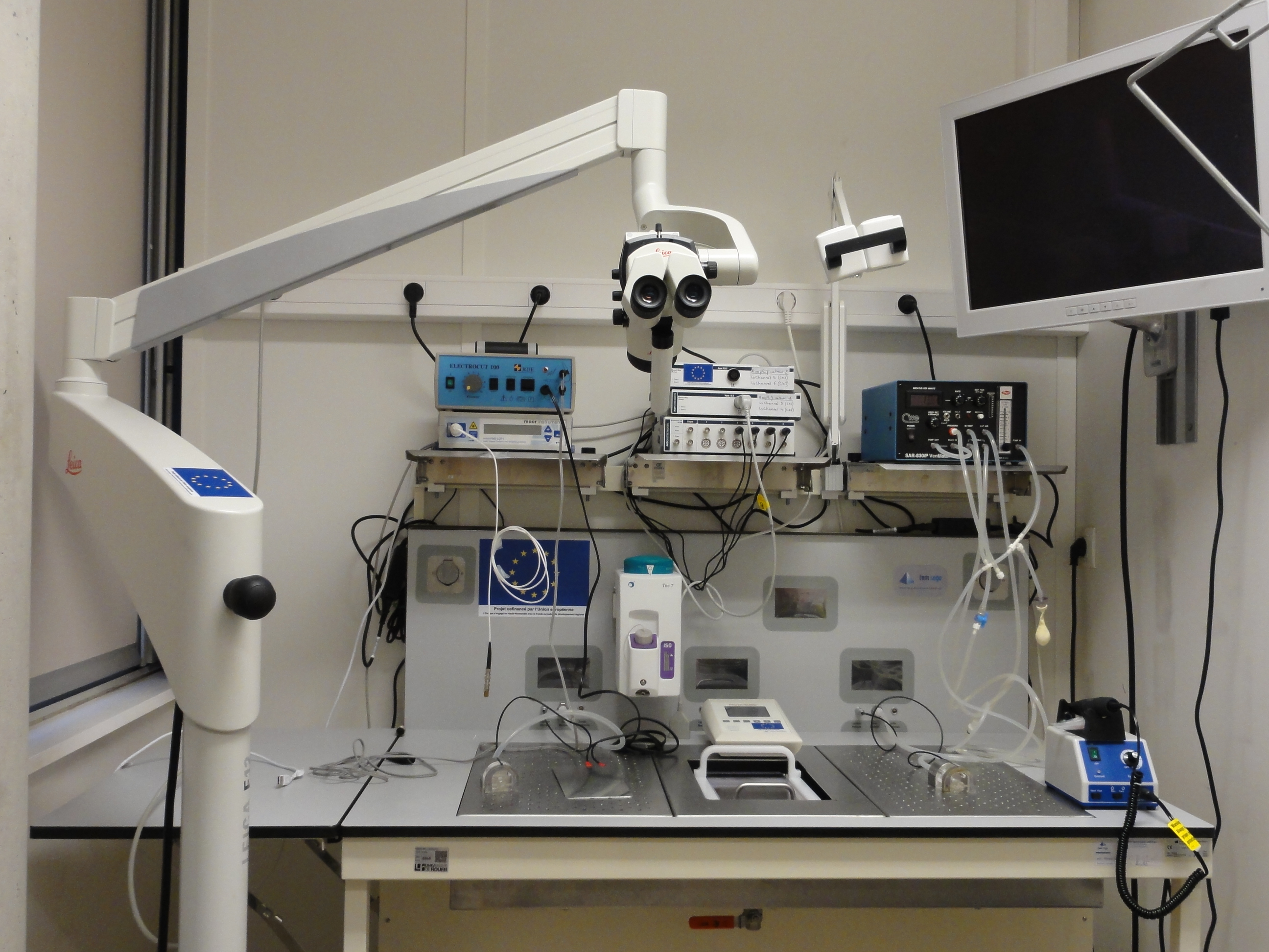 Salle de Microchirurgie