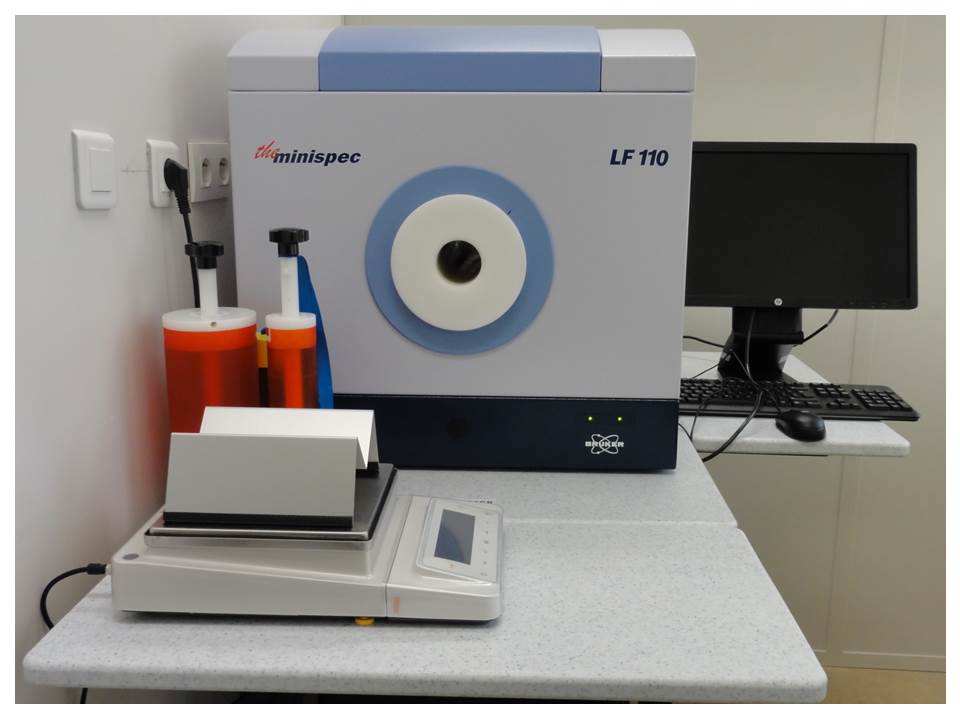Dispositif de mesure de composition corporelle par RMN Bas champs (MiniSpec LF110) chez la souris et le rat éveillé